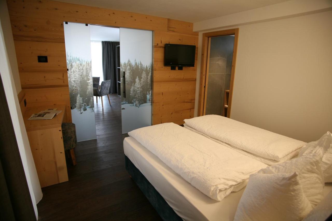 Alpen Hotel Vidi Madonna Eksteriør bilde