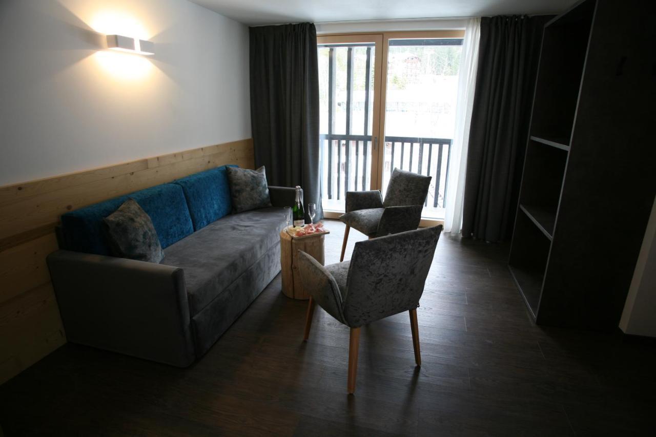 Alpen Hotel Vidi Madonna Eksteriør bilde