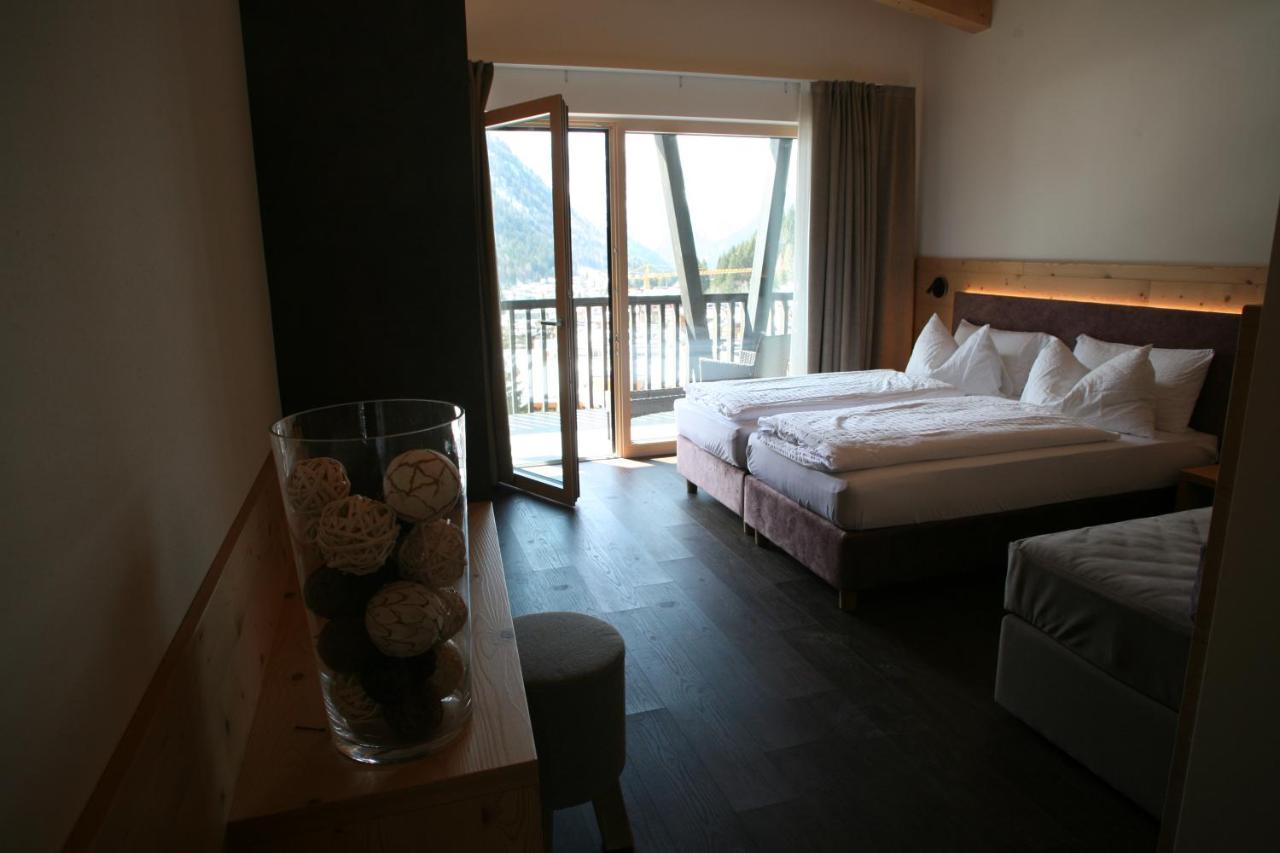 Alpen Hotel Vidi Madonna Eksteriør bilde