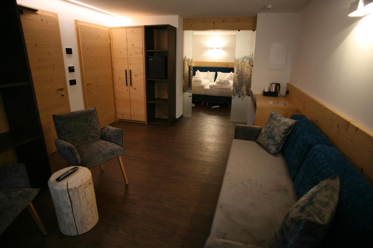 Alpen Hotel Vidi Madonna Eksteriør bilde