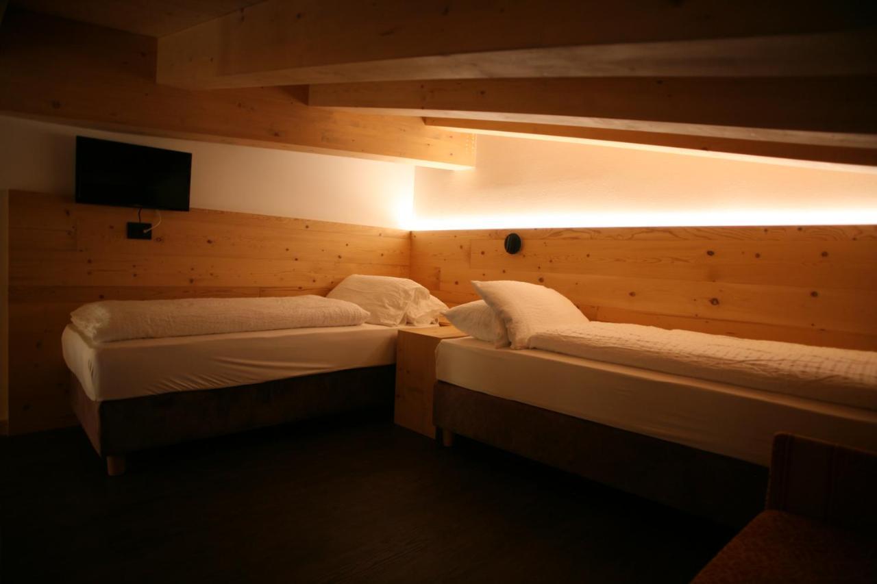 Alpen Hotel Vidi Madonna Eksteriør bilde