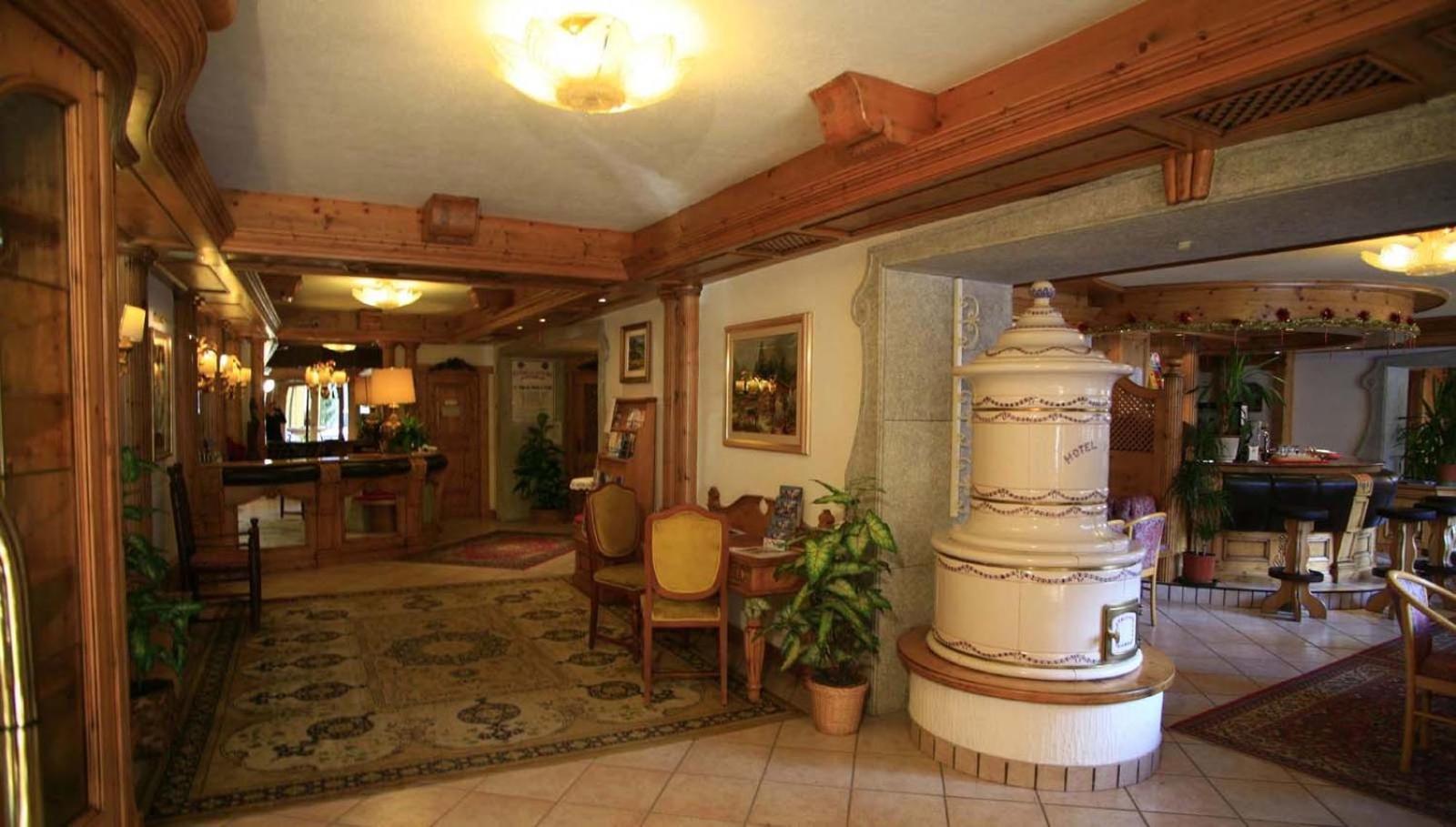 Alpen Hotel Vidi Madonna Eksteriør bilde